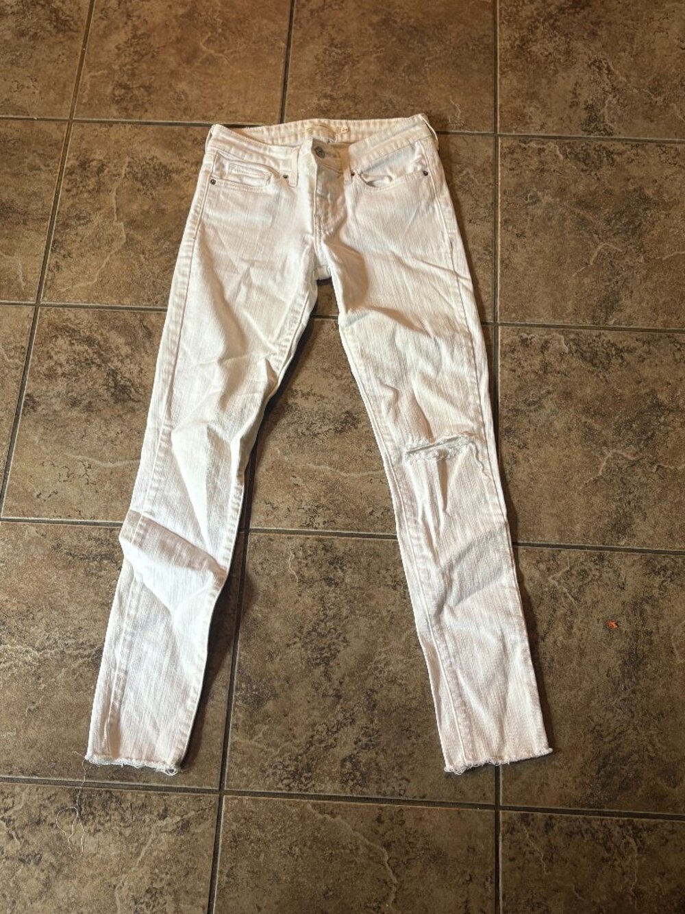 Levi's White Skinny Jeans Ripped Distressed Raw Hem